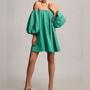 Chic Off-Shoulder Green Mini Dress